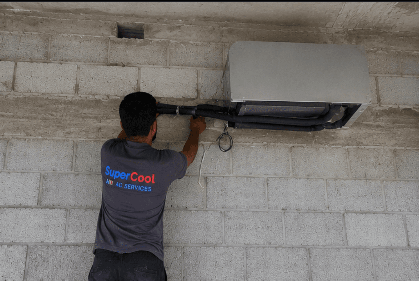 تركيب وتثبيت مكيفات خارجية في الأحساء